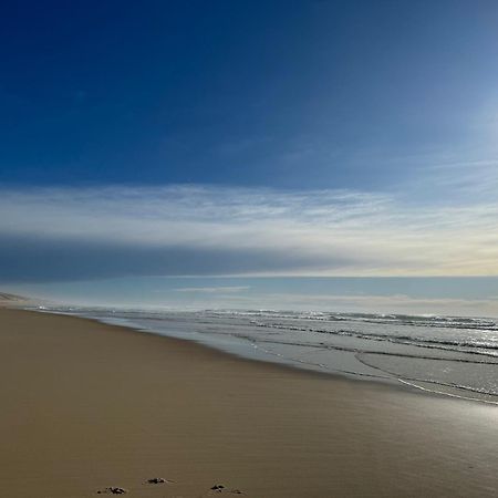 Relax Plage Et Bassin Le Porge Exterior photo